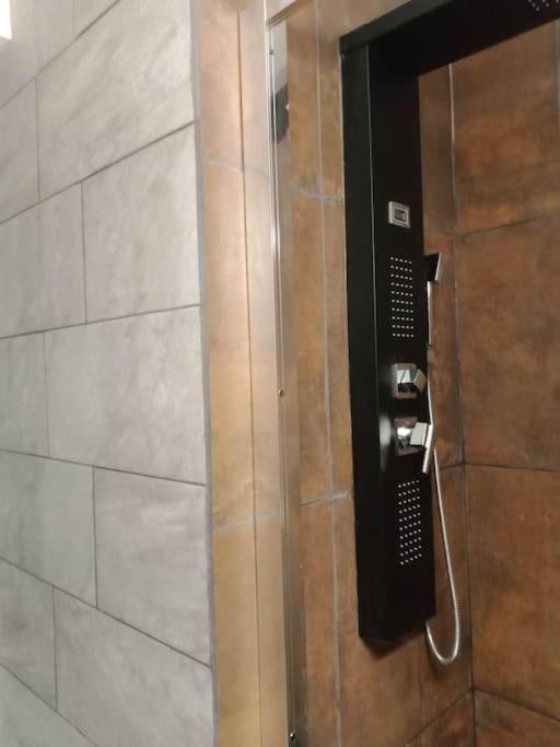 Gonnelles Appartement T3 Centre Ville Rdc D Agen Dış mekan fotoğraf